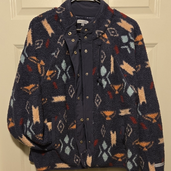 Patterned Fleece Jacket - Picture 4 of 8